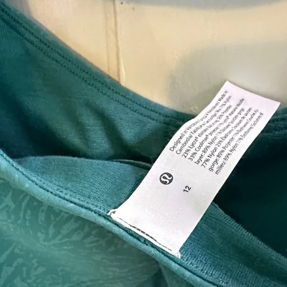 lululemon Everlux Cutout Train Bra* Medium Support B/C Cup - Picture 4 of 7